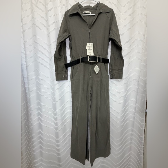 Zara Pants - Zara Gray Zip-Up Belted Jumpsuit